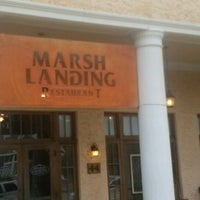 Foto tirada no(a) MARSH LANDING RESTURANT por Joeyy S. em 9/16/2012
