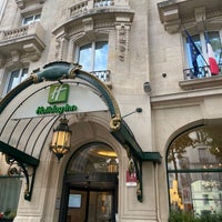 Photo taken at Holiday Inn Paris - Gare de Lyon Bastille by Di-anna L. on 8/9/2023