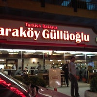 Photo taken at Karaköy Güllüoğlu by iboliii on 4/19/2013