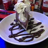 Photo taken at Red Robin Gourmet Burgers and Brews by Sara C. on 1/23/2020