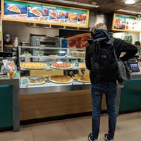 Снимок сделан в New York Pizza пользователем Rodrigo A. 3/30/2018