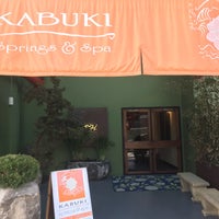 Foto tirada no(a) Kabuki Springs &amp;amp; Spa por John W. em 5/11/2018