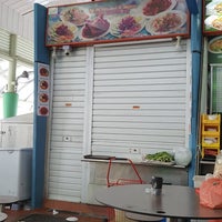 Photo taken at Ayer Rajah (West Coast Drive) Market &amp;amp; Food Centre by Yan C. on 3/13/2023