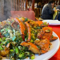 Photo prise au Newport Tan Cang Seafood Restaurant par alyce h. le4/28/2024