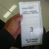 Review Bank Mandiri