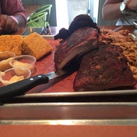 Photo taken at Northern Smoke BBQ by Pascual on 8/2/2015