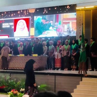 Review Gedung Dharma Wanita