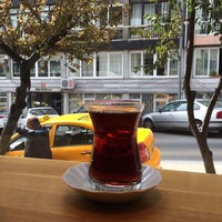Photo taken at Komşufırın by İbrahim on 3/24/2014