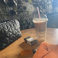 Photo taken at Gloria Jean&amp;#39;s Coffees by … on 9/18/2023