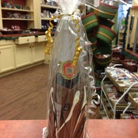 12/31/2012 tarihinde Susan H.ziyaretçi tarafından Suzi&amp;#39;s Sweet Shoppe'de çekilen fotoğraf
