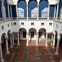 รูปภาพถ่ายที่ Palazzo Ducale โดย Fabio เมื่อ 3/29/2024