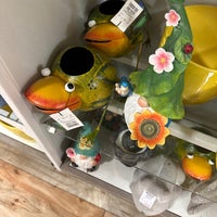 Photo taken at HomeGoods by Beth S. on 6/27/2023