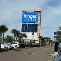 Foto tirada no(a) Tanger Outlet Daytona por Beth S. em 1/7/2024