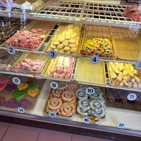 Photo taken at Bennison&amp;#39;s Bakery by Beth S. on 2/5/2023