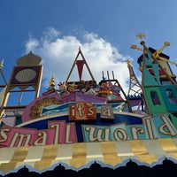 Photo taken at It&amp;#39;s a Small World by t y. on 10/12/2023