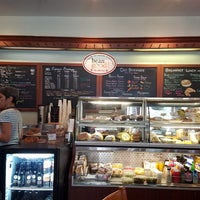 Photo taken at BeanGood: The Coffee Pub by Joel G. on 7/29/2017