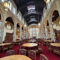 Review Guildhall Art Gallery