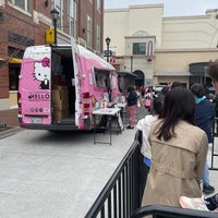 Photo taken at Hello Kitty Cafe Pop-Up by Joe L. on 2/27/2021