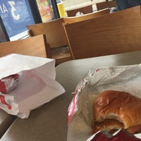 Photo taken at Wendy’s by Md P. on 9/28/2016