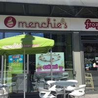 Photo taken at Menchie&amp;#39;s by Alina D. on 4/18/2017