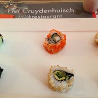 รูปภาพถ่ายที่ Het Cruydenhuisch | Wijkrestaurant โดย Marc D. เมื่อ 5/3/2013