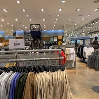 Photo taken at H&amp;amp;M by Aarón L. on 8/18/2019
