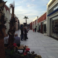 10/12/2015 tarihinde Kcc S.ziyaretçi tarafından Viaport Marina Outlet'de çekilen fotoğraf