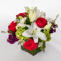 Photo taken at Starbright Floral Design by Starbright Floral Design on 9/11/2017