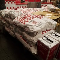 Photo taken at Five Guys by Jerry G. on 11/20/2017
