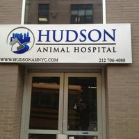 Das Foto wurde bei Hudson Animal Hospital von Hudson Animal Hospital am 5/7/2014 aufgenommen