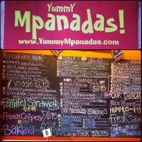 Foto tomada en Yummy Mpanadas  por BeKnown Printing S. el 6/5/2013