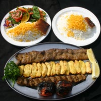 Das Foto wurde bei Shiraz Restaurant von Shiraz Restaurant am 10/13/2016 aufgenommen