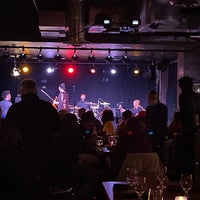Foto diambil di Keystone Korner Jazz Venue &amp;amp; Restaurant oleh C.T. U. pada 11/28/2021