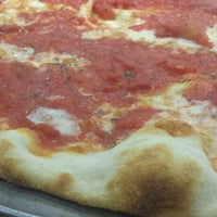Снимок сделан в Brother&amp;#39;s Pizza on Rt. 33 пользователем Pasquale C. 8/7/2014