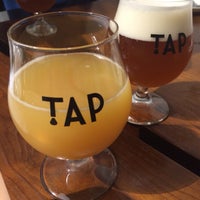 Photo taken at TAP Craft Beer Bar (One Raffles Link) by hanii z. on 8/29/2015