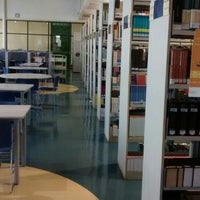 Photo taken at Biblioteca Setorial Anália Franco by Natalia C. on 6/15/2016