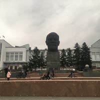 Photo taken at Памятник В.И. Ленину by Ilx K. on 7/29/2019