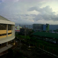 Foto tirada no(a) CBD Plaza Hotel - Naga City por Aica M. em 10/25/2012
