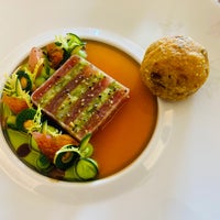 Foto scattata a Restaurant de l’Hôtel de Ville de Crissier da Milos il 9/7/2021
