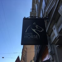 9/15/2018에 Milos님이 White Horse Restaurant Pub에서 찍은 사진