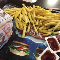 Photo taken at Burger King by Barış D. on 1/31/2018
