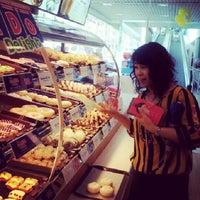 Photo taken at Mister Donut by Anny P. on 8/19/2013