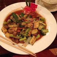 4/20/2014にLauraがSakura (Sushi &amp;amp; Hibachi Steak House)で撮った写真
