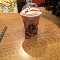 Photo taken at Starbucks by 陽介 on 11/1/2022