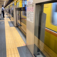 Photo taken at Ginza Line Nihombashi Station (G11) by 遊上 y. on 8/12/2022
