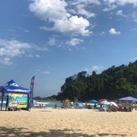 Photo taken at Praia Itamambuca by Gleyson S. on 1/30/2021