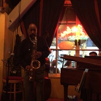 Photo taken at Les Joulins Jazz Bistro by Yasemin on 7/12/2015