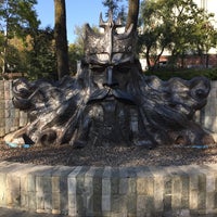 Photo taken at Парк Корабельной Набережной by Lin E. on 10/15/2015