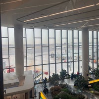 Photo taken at Maple Leaf Lounge by William M. on 3/29/2019