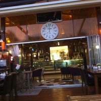 5/20/2013에 i.Ata님이 Fulya Cafe &amp;amp; Restaurant에서 찍은 사진